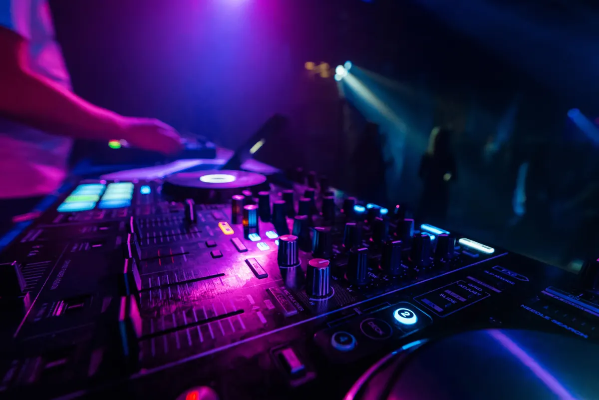Plus Package DJ package setup